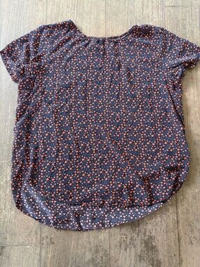 Gap Women's Navy Short Sleeve Heart Print Blouse
